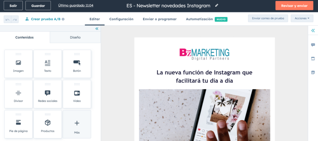 Editor de correos electrónicos de HubSpot mostrando el panel de bloques de contenido (imagen, texto, botón) a la izquierda y una vista previa de una newsletter sobre novedades de Instagram a la derecha